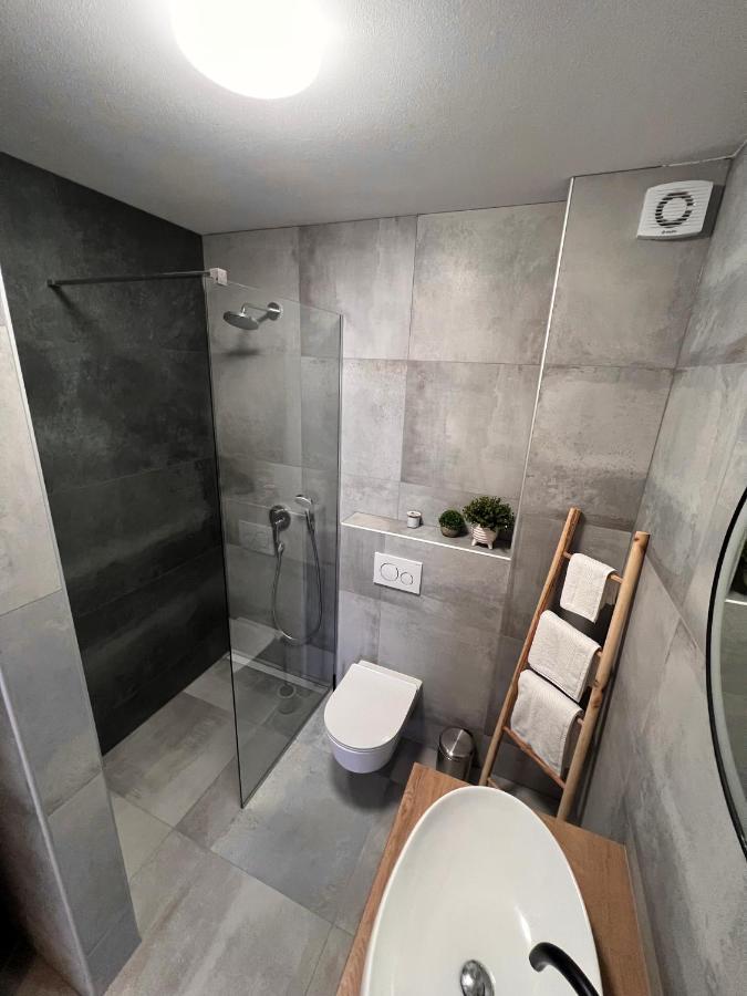 Apartmani Cube A Medulin Exteriör bild